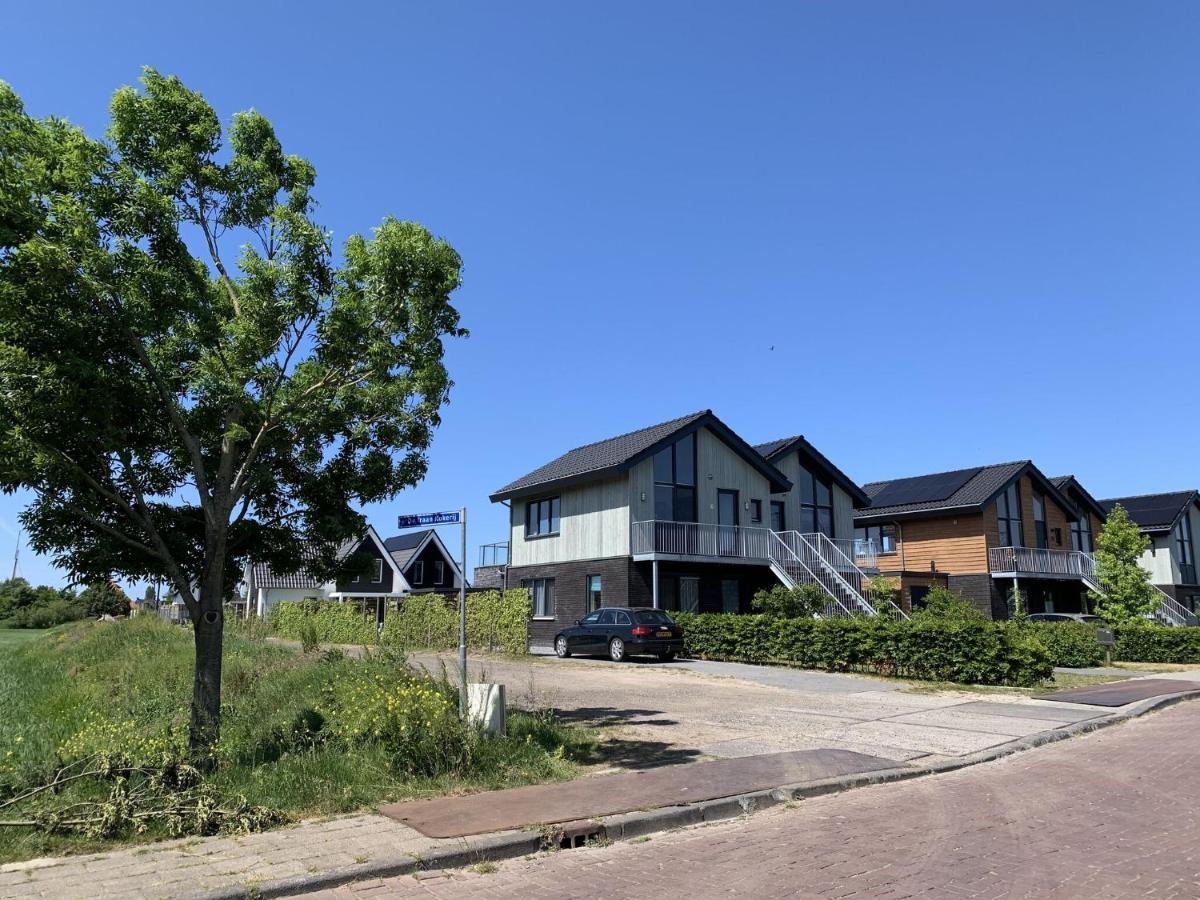 Lovely Holiday Home In Stavoren Near Frisian Lakes المظهر الخارجي الصورة